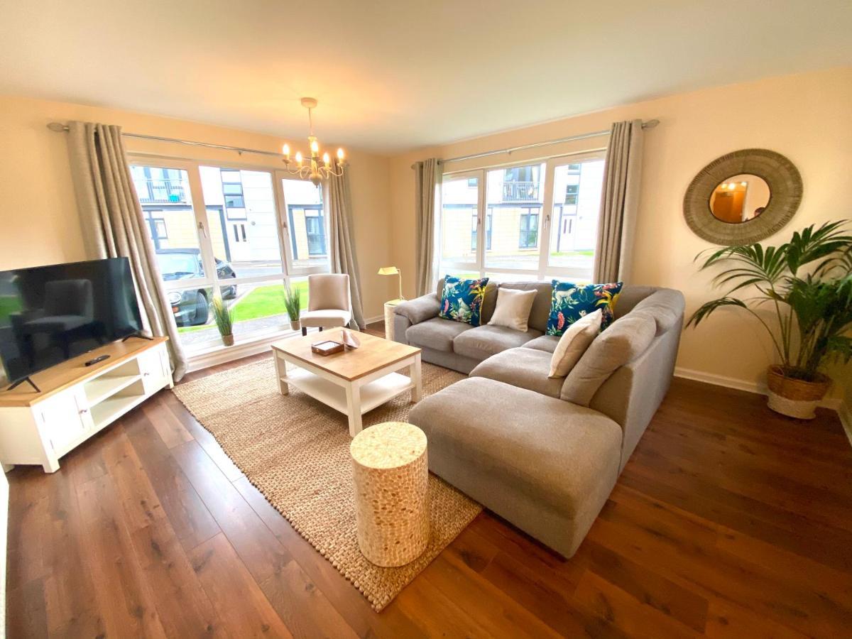 Monart Stylish City Centre Apartment, 2 Bed, Sleeps 6 Perth Bagian luar foto