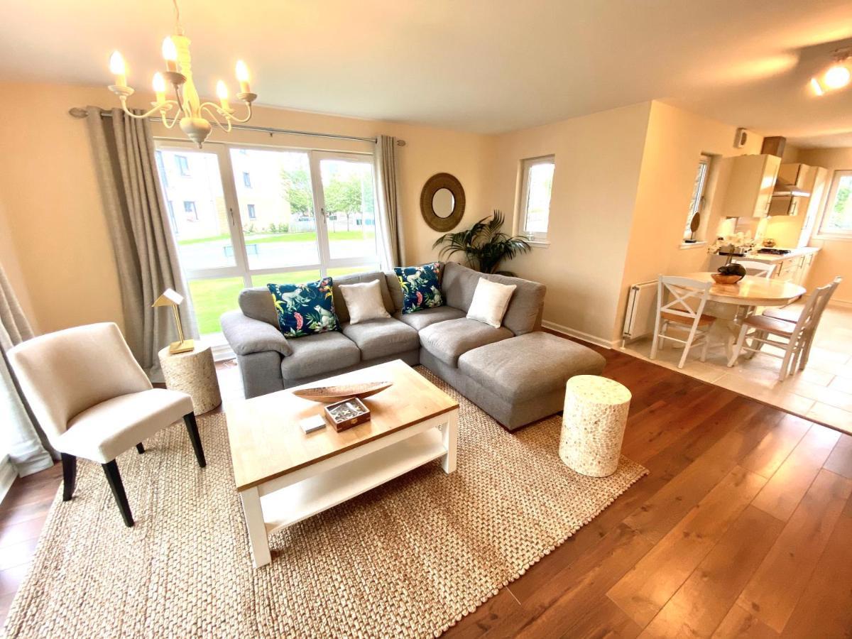 Monart Stylish City Centre Apartment, 2 Bed, Sleeps 6 Perth Bagian luar foto